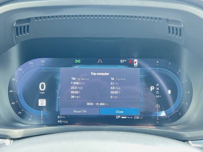 2024 Volvo XC60 B5 Ultimate Dark Theme