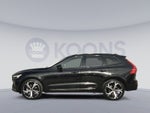2024 Volvo XC60 B5 Ultimate Dark Theme