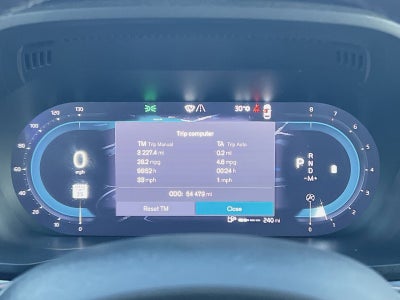 2024 Volvo XC60 B5 Ultimate Dark Theme