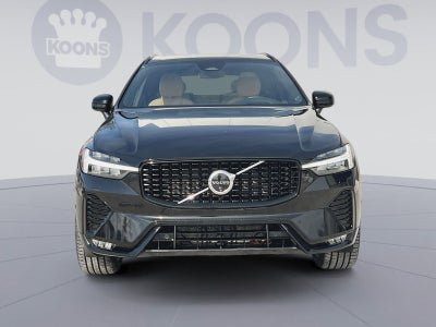 2024 Volvo XC60 B5 Ultimate Dark Theme
