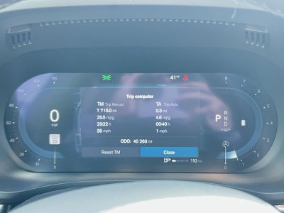 2024 Volvo XC60 B5 Ultimate Dark Theme