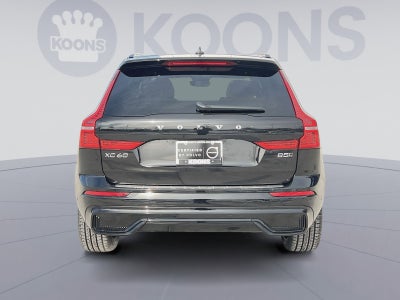 2024 Volvo XC60 B5 Ultimate Dark Theme