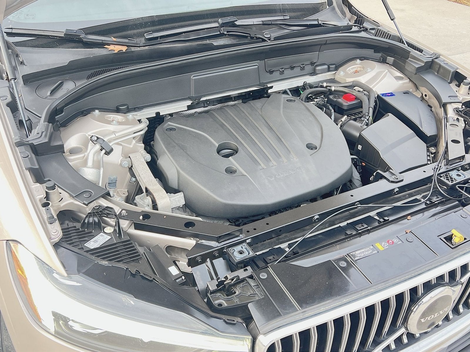 2023 Volvo XC60 B5 Plus Bright Theme