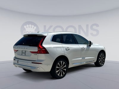 2023 Volvo XC60 B5 Plus Bright Theme