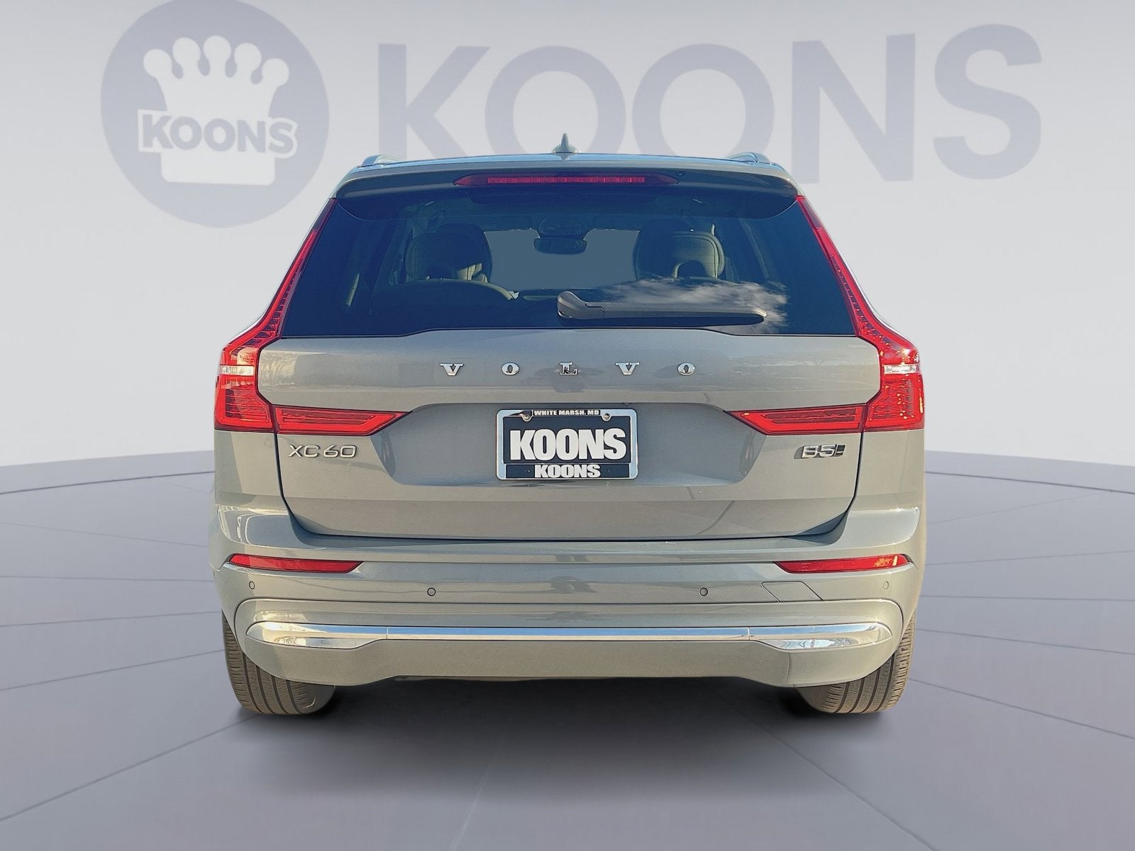 2023 Volvo XC60 B5 Plus Bright Theme