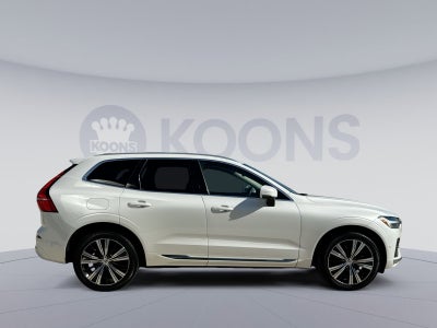 2023 Volvo XC60 B5 Plus Bright Theme