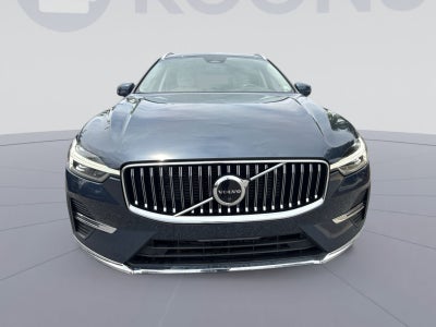2023 Volvo XC60 B5 Plus Bright Theme