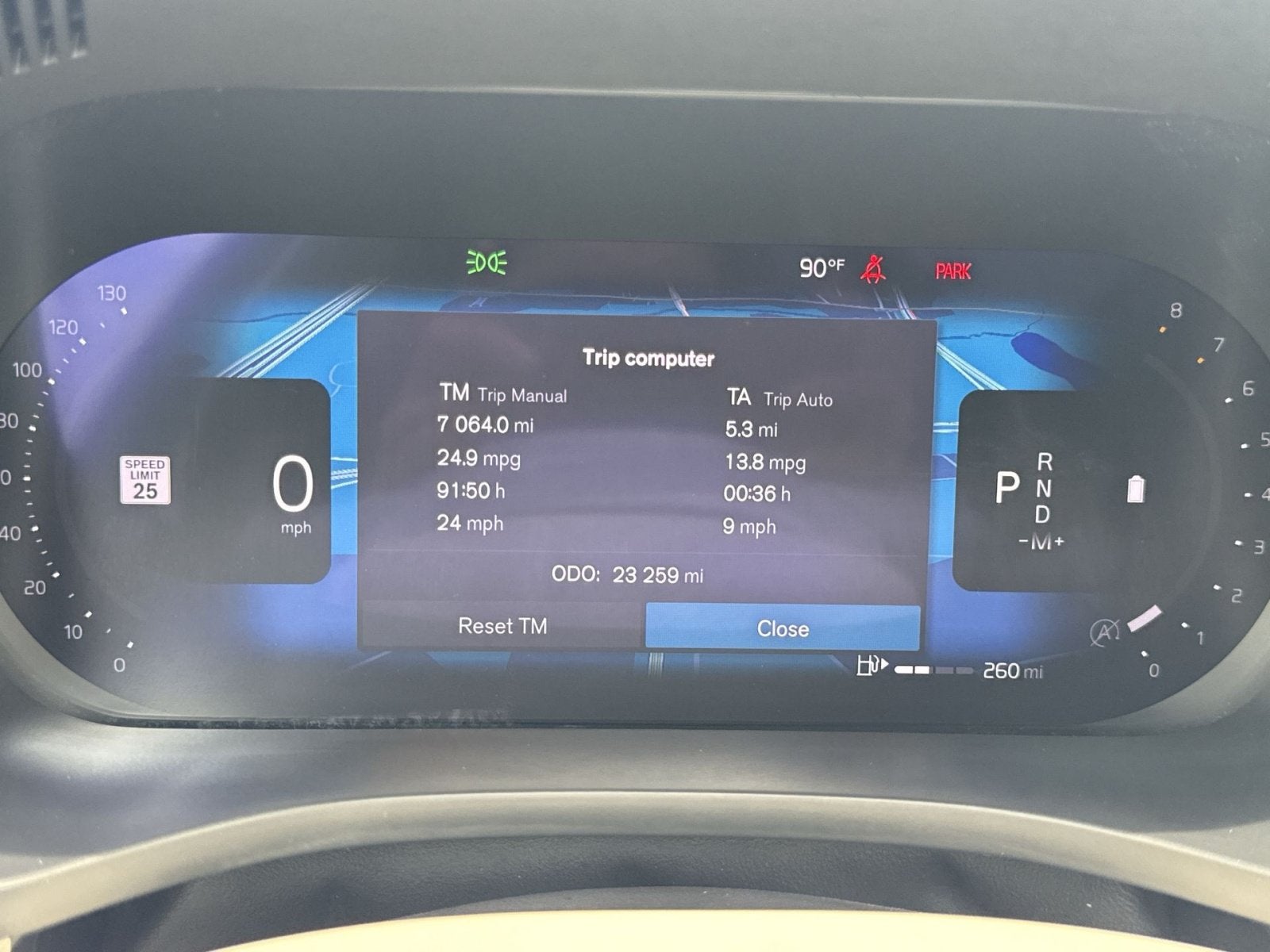 2023 Volvo XC60 B5 Plus Bright Theme