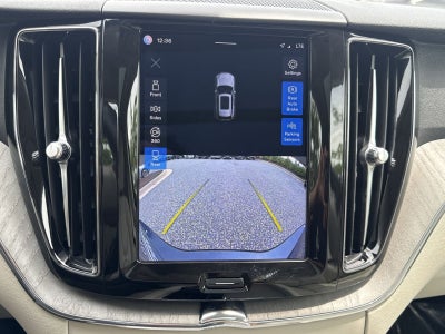 2023 Volvo XC60 B5 Plus Bright Theme