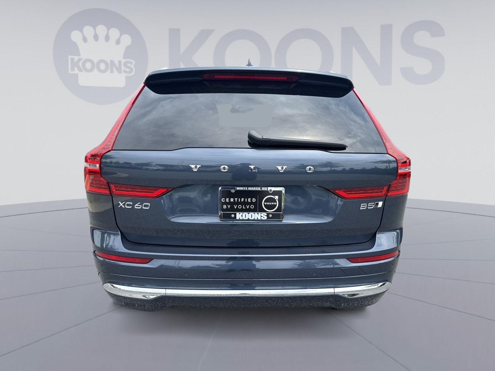 2023 Volvo XC60 B5 Plus Bright Theme