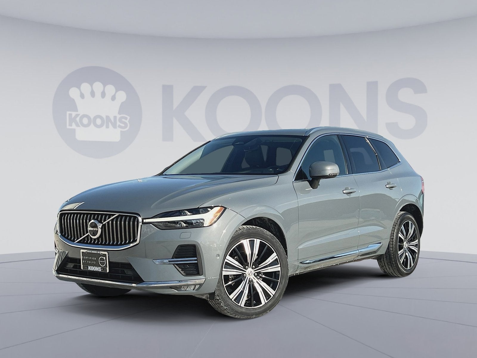 2023 Volvo XC60 B5 Plus Bright Theme