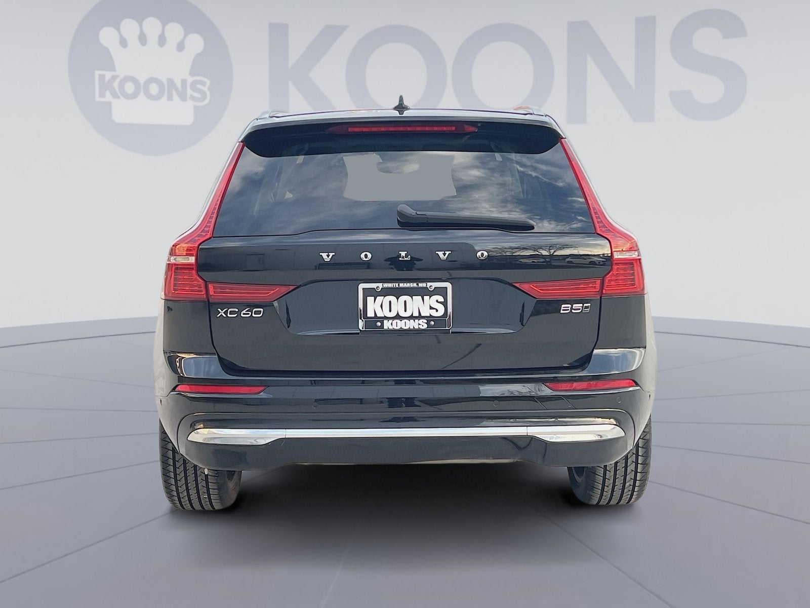 2023 Volvo XC60 B5 Plus Bright Theme