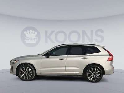 2023 Volvo XC60 B5 Plus Dark Theme