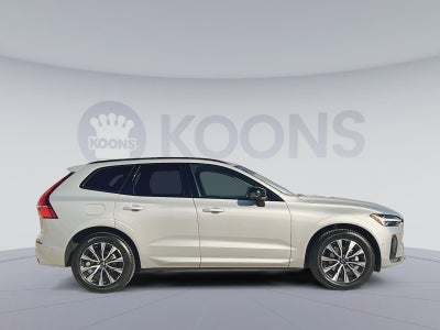 2023 Volvo XC60 B5 Plus Dark Theme