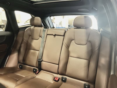 2023 Volvo XC60 B5 Plus Dark Theme