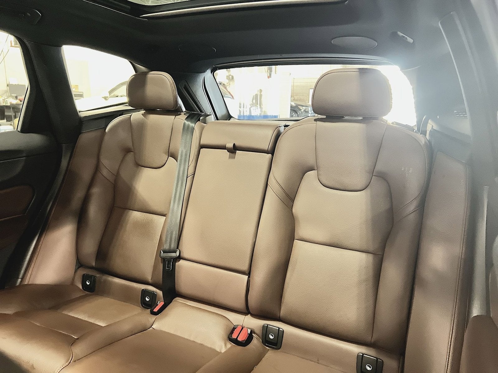 2023 Volvo XC60 B5 Plus Dark Theme