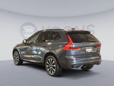 2023 Volvo XC60 B5 Plus Dark Theme