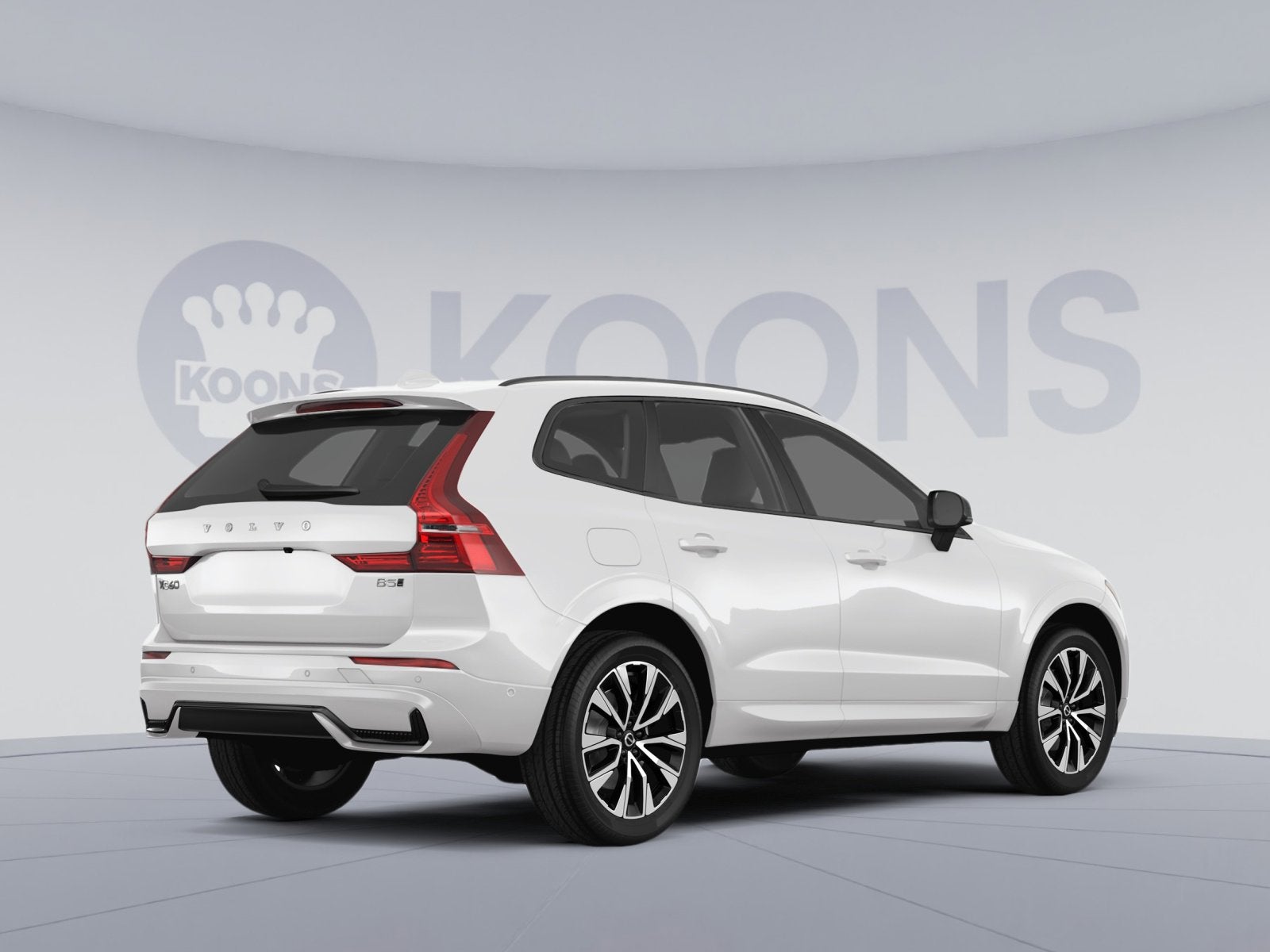 2023 Volvo XC60 B5 Plus Dark Theme