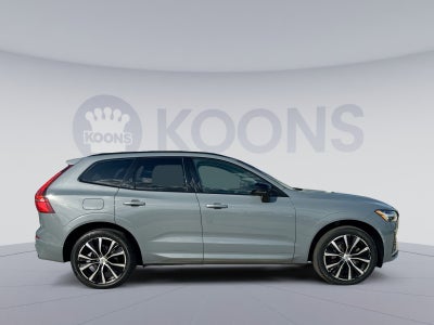 2023 Volvo XC60 B5 Plus Dark Theme