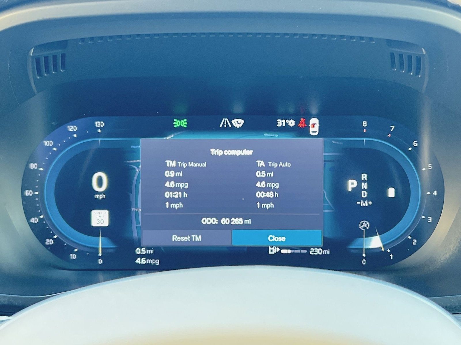 2023 Volvo XC60 B5 Plus Dark Theme