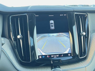 2023 Volvo XC60 B5 Plus Dark Theme