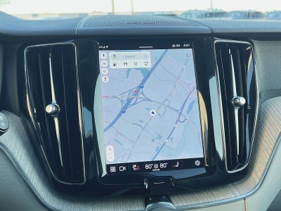 2023 Volvo XC60 B5 Plus Dark Theme