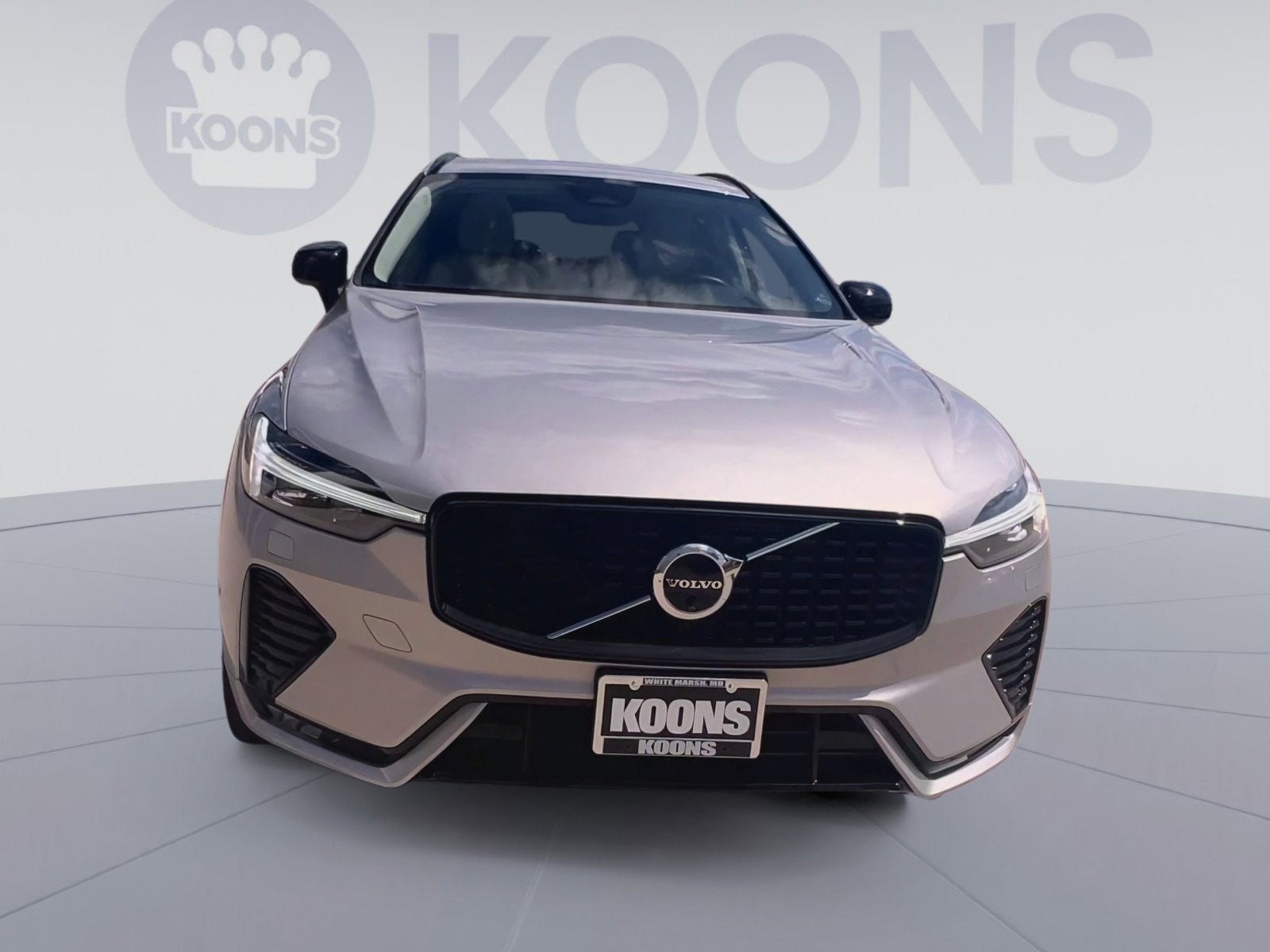 2023 Volvo XC60 B5 Plus Dark Theme