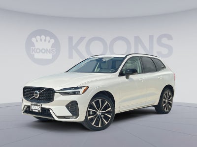 2023 Volvo XC60 B5 Plus Dark Theme