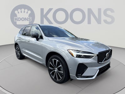 2023 Volvo XC60 B5 Plus Dark Theme