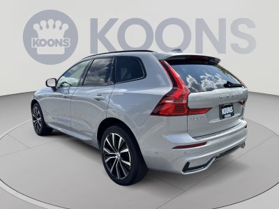 2023 Volvo XC60 B5 Plus Dark Theme