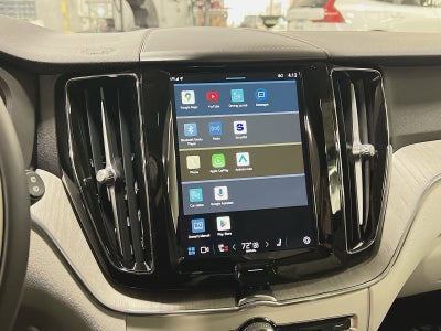 2023 Volvo XC60 B5 Plus Dark Theme