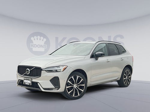 2023 Volvo XC60 B5 Plus Dark Theme