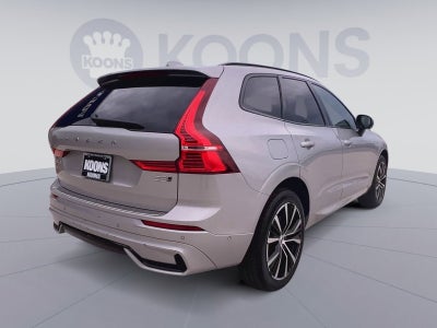 2023 Volvo XC60 B5 Plus Dark Theme