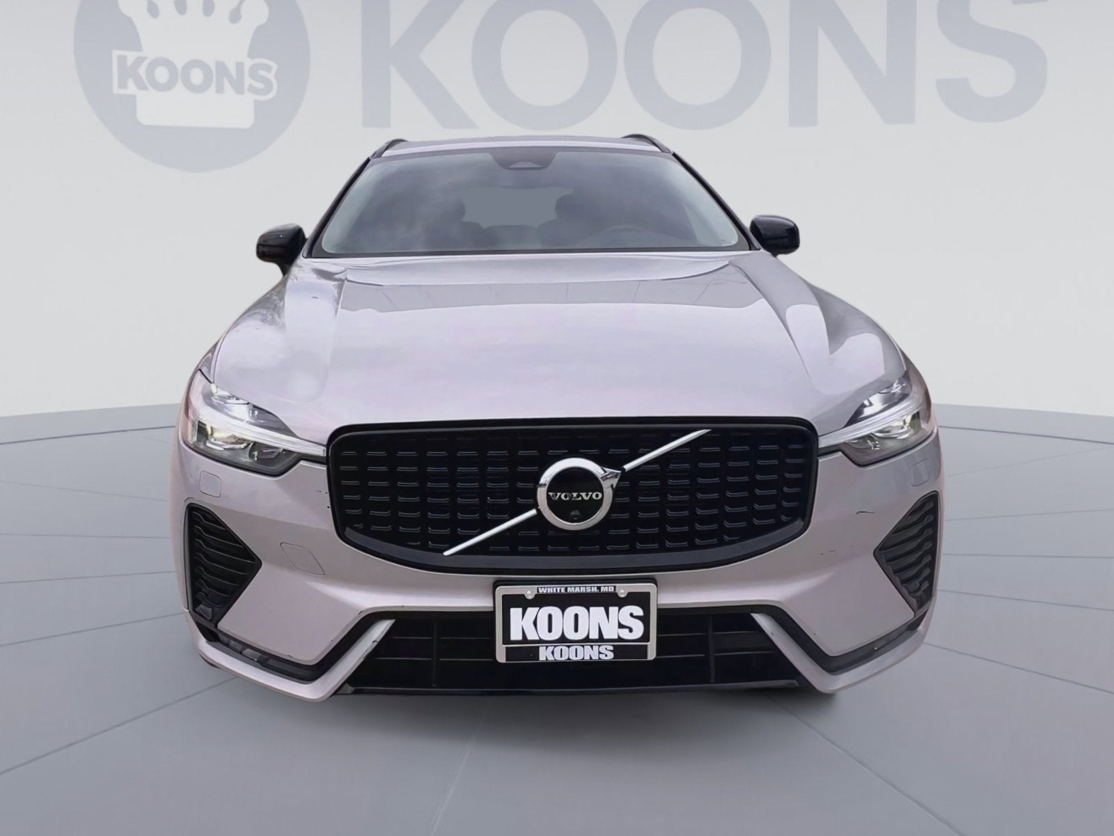 2023 Volvo XC60 B5 Plus Dark Theme