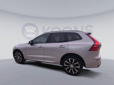 2023 Volvo XC60 B5 Plus Dark Theme