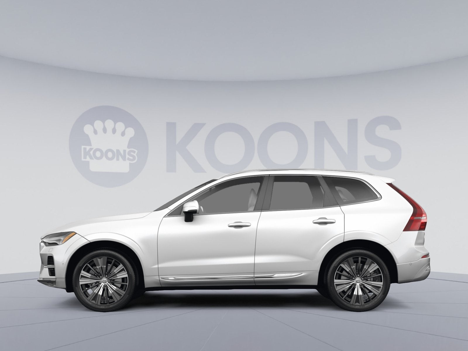 2023 Volvo XC60 B5 Plus Dark Theme