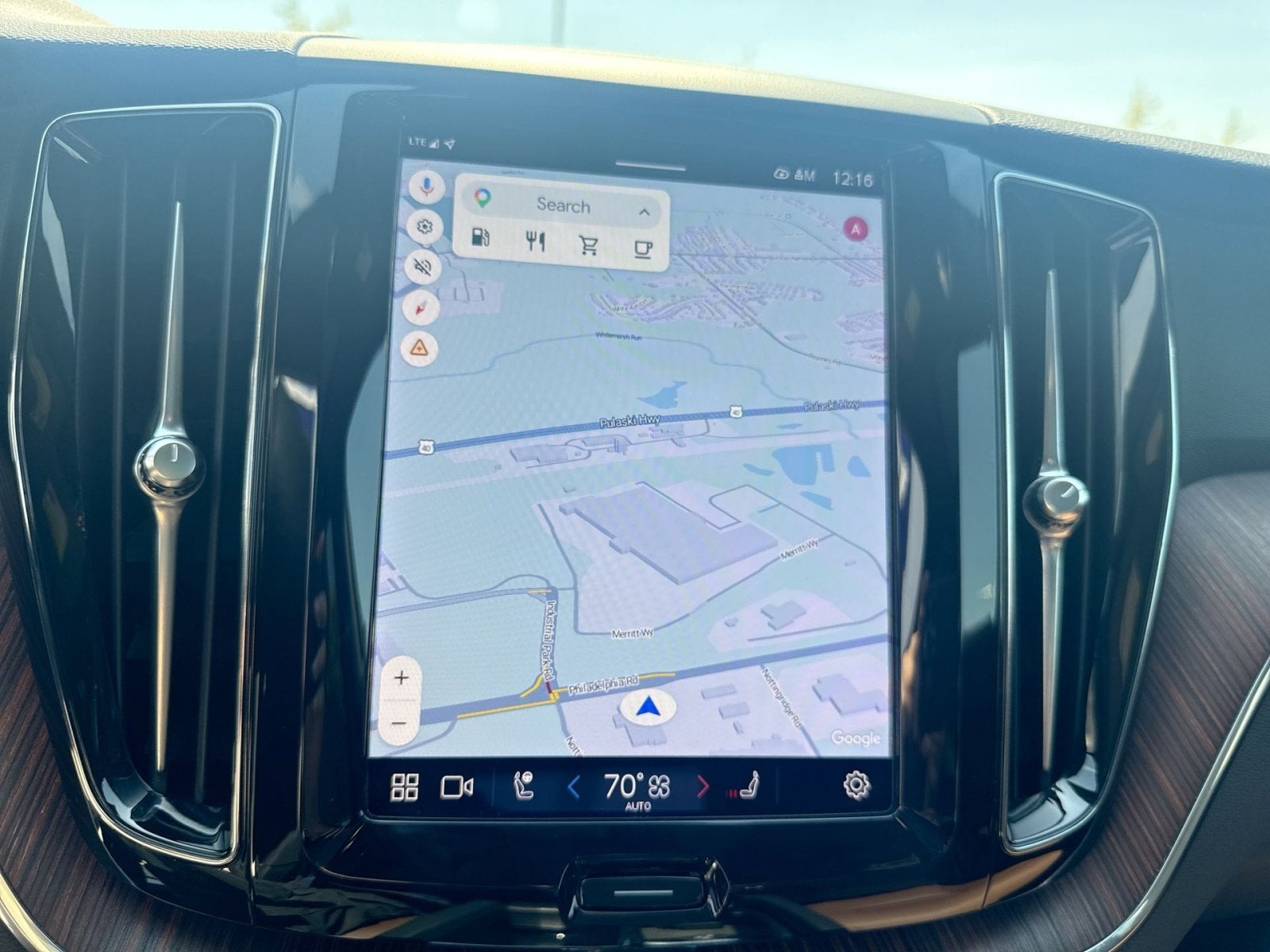 2023 Volvo XC60 B5 Plus Dark Theme