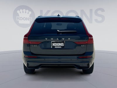 2023 Volvo XC60 B5 Plus Dark Theme