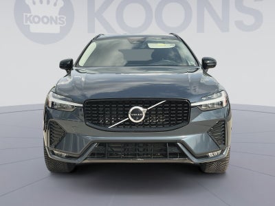 2023 Volvo XC60 B5 Ultimate Dark Theme