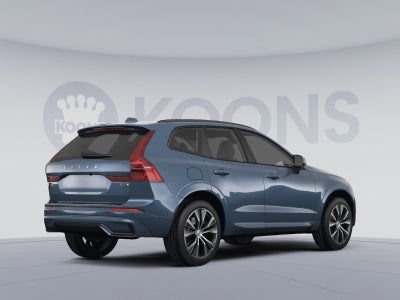 2023 Volvo XC60 B5 Ultimate Dark Theme