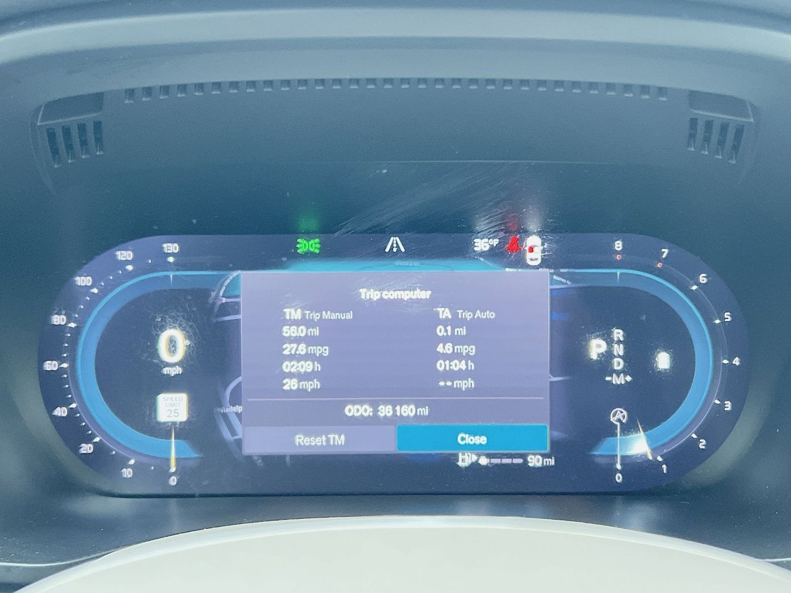 2023 Volvo XC60 B5 Ultimate Dark Theme