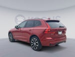 2023 Volvo XC60 B5 Ultimate Dark Theme