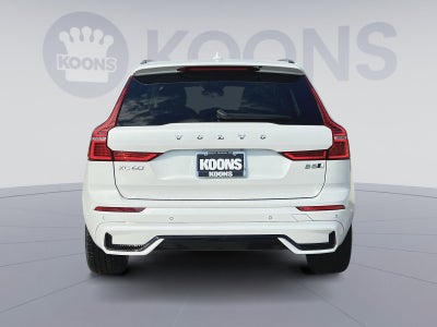 2023 Volvo XC60 B5 Ultimate Dark Theme