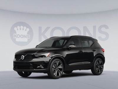 2026 Volvo XC40 B5 Plus