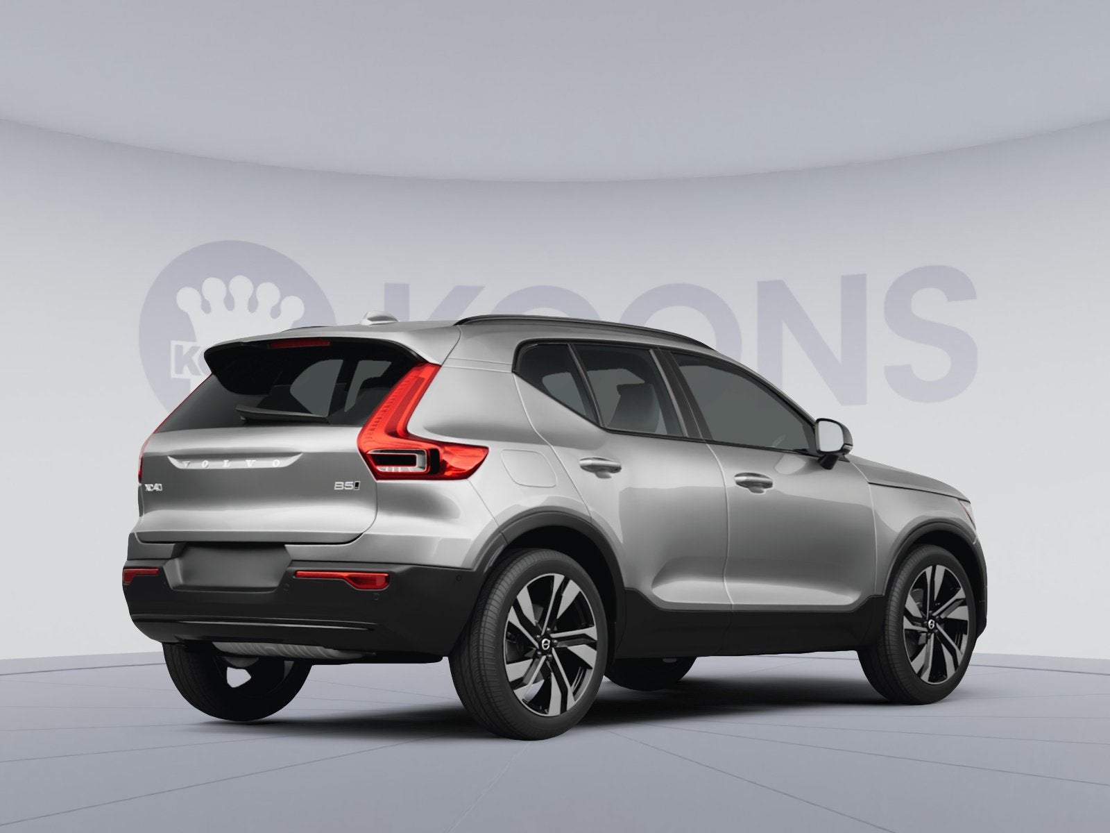 2025 Volvo XC40 B5 Plus Dark Theme