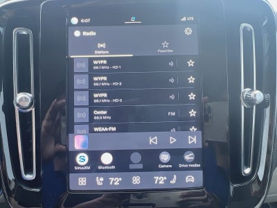 2024 Volvo XC40 B5 Plus Bright Theme