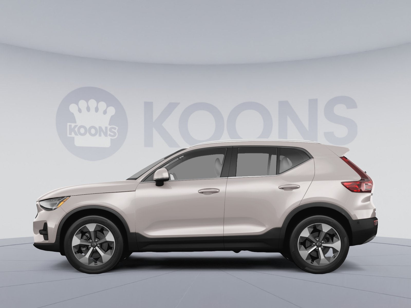 2024 Volvo XC40 B5 Plus Bright Theme