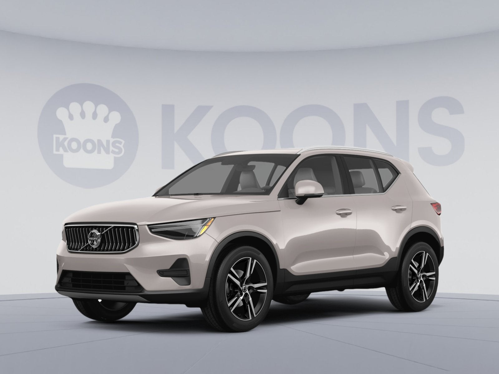 2024 Volvo XC40 B5 Plus Dark Theme