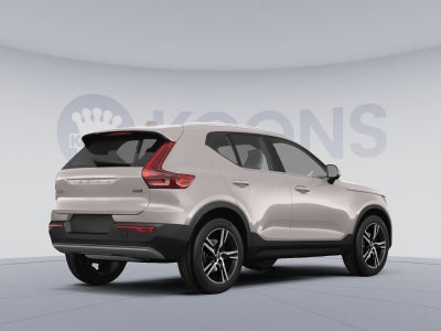 2024 Volvo XC40 B5 Plus Dark Theme