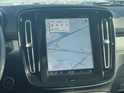 2024 Volvo XC40 B5 Plus Dark Theme